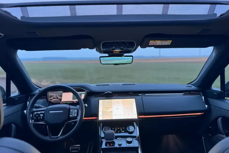 Land Rover Range Rover Sport din 2024 cu 19.522 km - oferta LAN186564 - foto 7