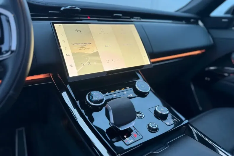 Land Rover Range Rover Sport din 2024 cu 19.522 km - oferta LAN186564 - foto 10