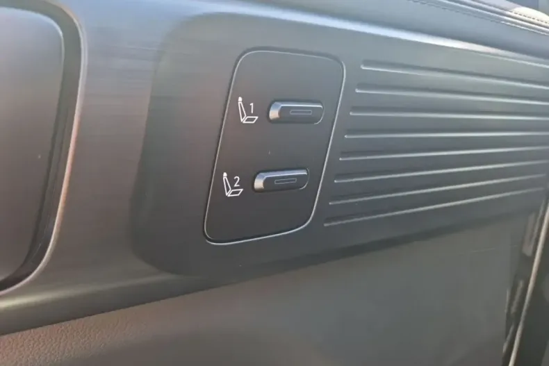 Hyundai SANTA FE din 2024 cu 9.990 km - oferta HYU186565 - foto 16