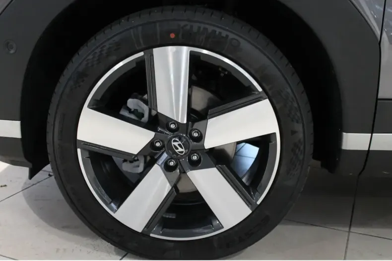 Hyundai SANTA FE din 2025 cu 2.500 km - oferta HYU186566 - foto 5