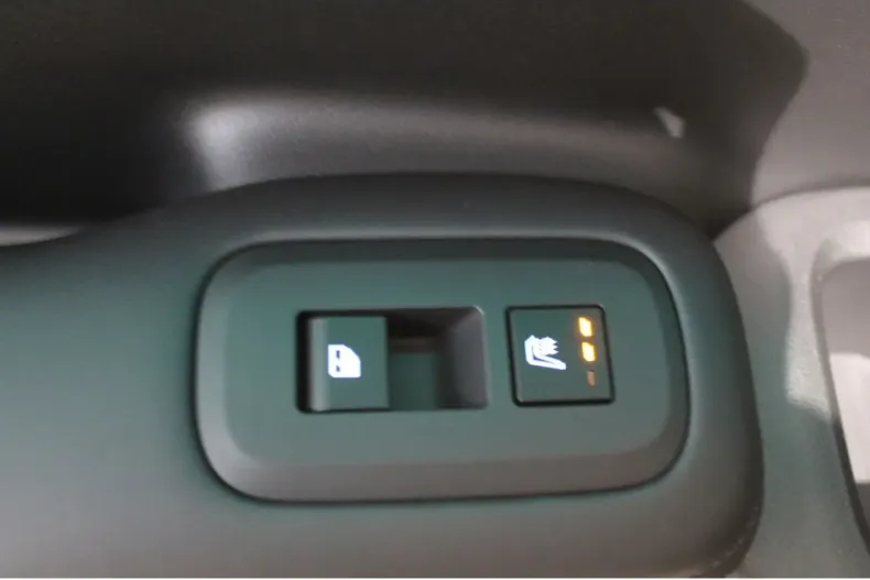 Hyundai SANTA FE din 2025 cu 2.500 km - oferta HYU186566 - foto 10