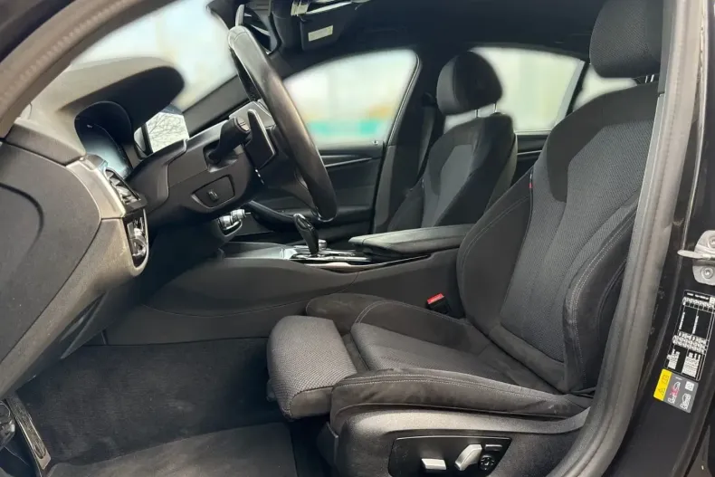 BMW 530 (Seria 5) din 2021 cu 75.018 km - oferta BMW186571 - foto 5