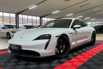Porsche Taycan din 2021 - oferta POR186573