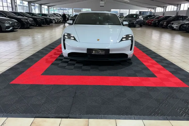 Porsche Taycan din 2021 cu 89.500 km - oferta POR186573 - foto 8