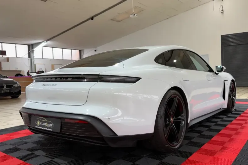 Porsche Taycan din 2021 cu 89.500 km - oferta POR186573 - foto 11