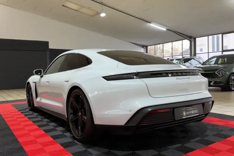 Porsche Taycan din 2021 cu 89.500 km - oferta POR186573 - foto 13