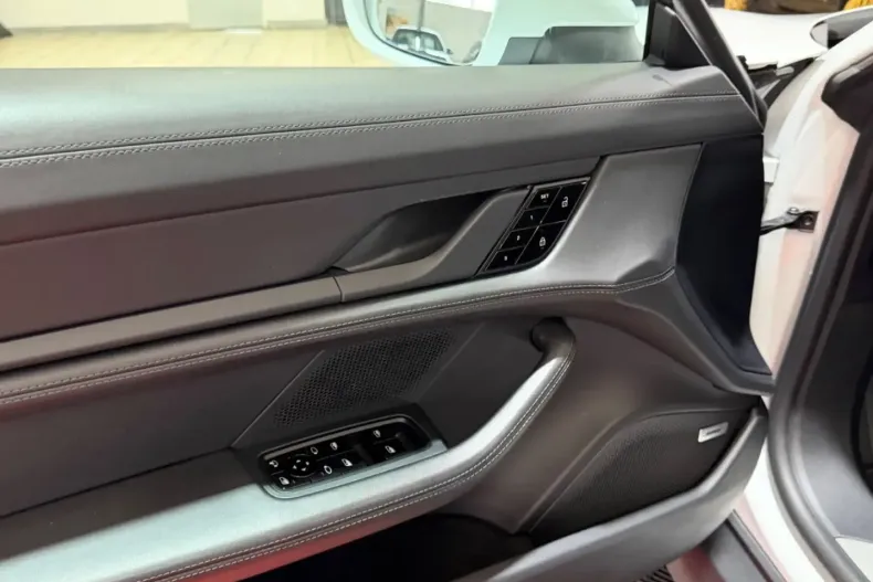 Porsche Taycan din 2021 cu 89.500 km - oferta POR186573 - foto 14