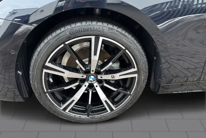 BMW 520 (Seria 5) din 2025 cu 10.500 km - oferta BMW186578 - foto 6