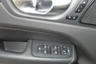 Volvo XC60 din 2021 cu 76.635 km - oferta VOL186579 - foto 15