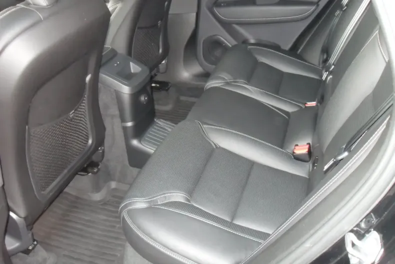 Volvo XC60 din 2021 cu 76.635 km - oferta VOL186579 - foto 32