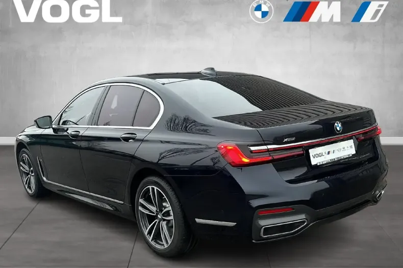BMW 750 (Seria 7) din 2021 cu 65.281 km - oferta BMW186605 - foto 4