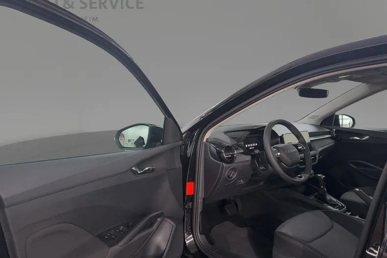 Skoda Fabia din 2026 cu 9.990 km - oferta SKO186618 - foto 5