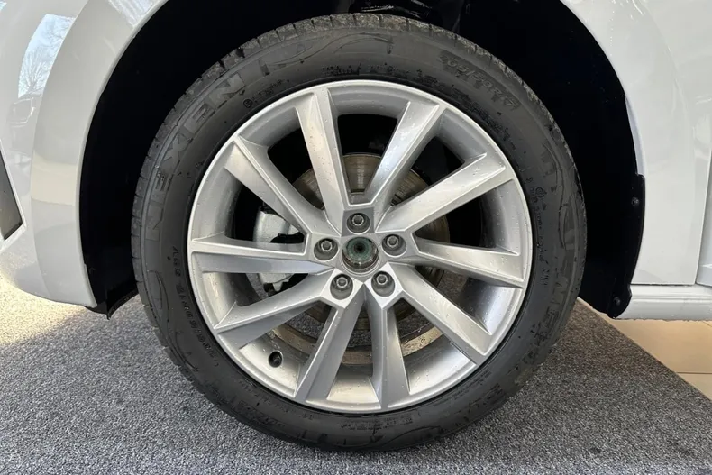 Skoda Scala din 2026 cu 1.720 km - oferta SKO186619 - foto 8