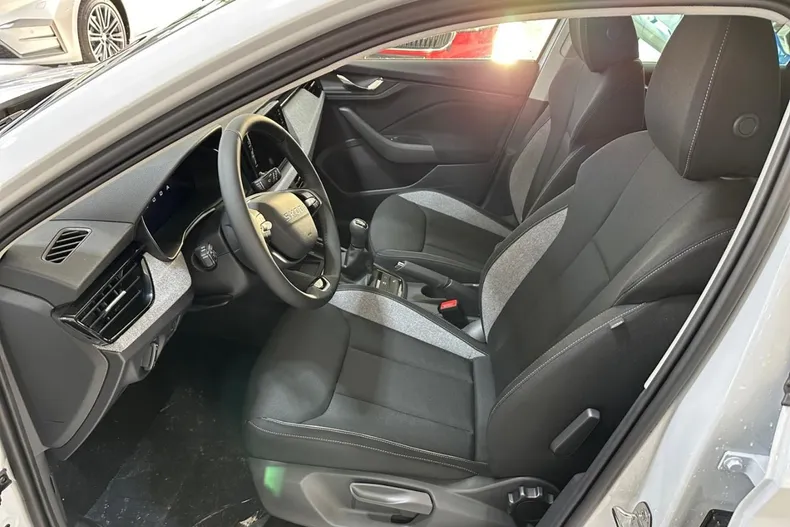 Skoda Scala din 2026 cu 1.720 km - oferta SKO186619 - foto 10