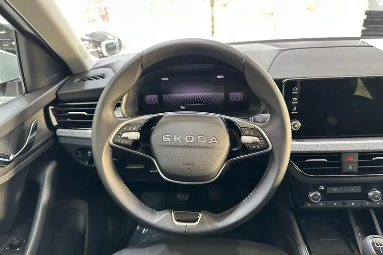 Skoda Scala din 2026 cu 1.720 km - oferta SKO186619 - foto 12