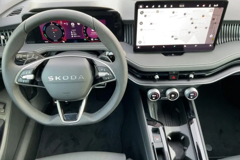 Skoda Superb din 2026 cu 5.000 km - oferta SKO186620 - foto 2