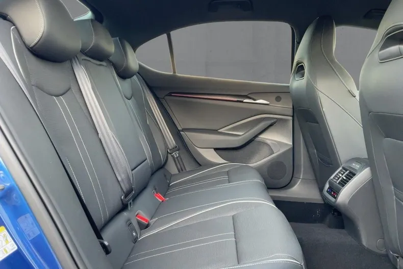 Skoda Superb din 2026 cu 5.000 km - oferta SKO186620 - foto 11