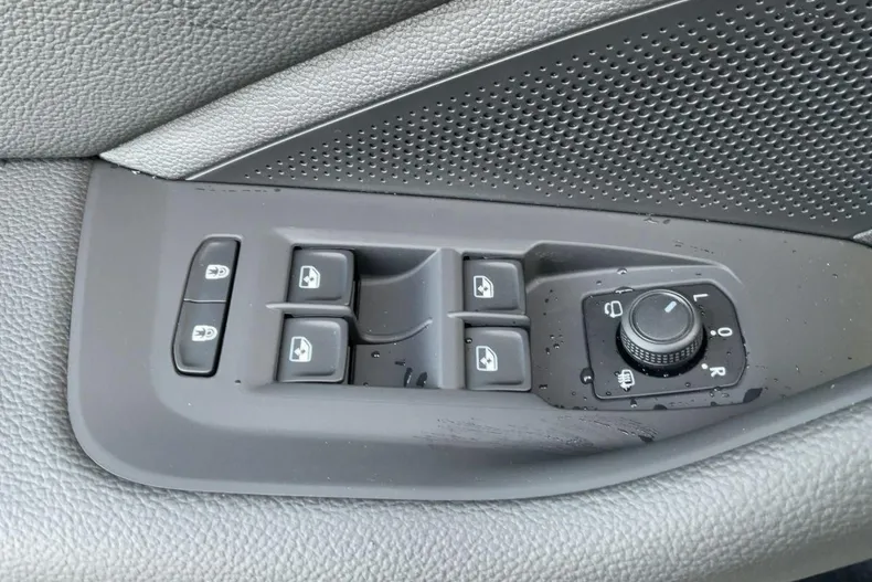 Skoda Superb din 2026 cu 5.000 km - oferta SKO186620 - foto 17