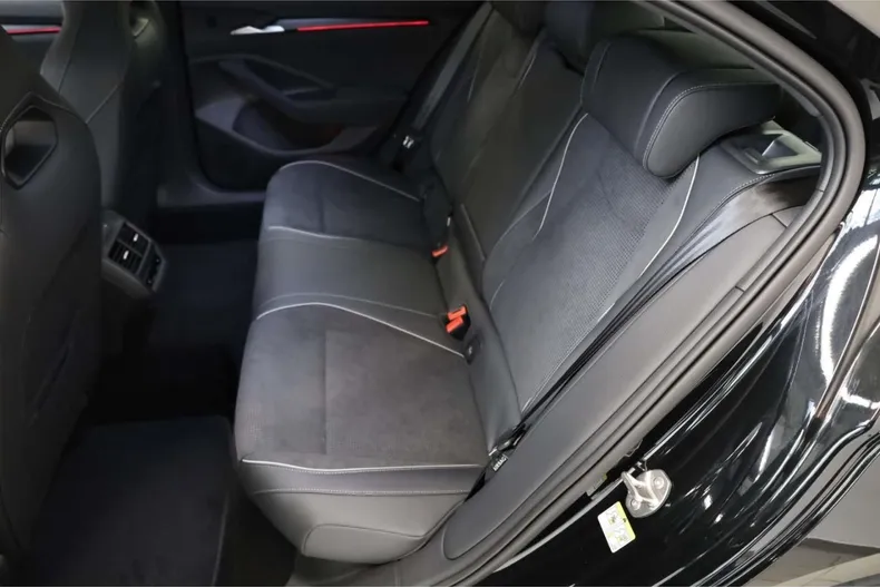 Skoda Superb din 2026 cu 15 km - oferta SKO186621 - foto 14