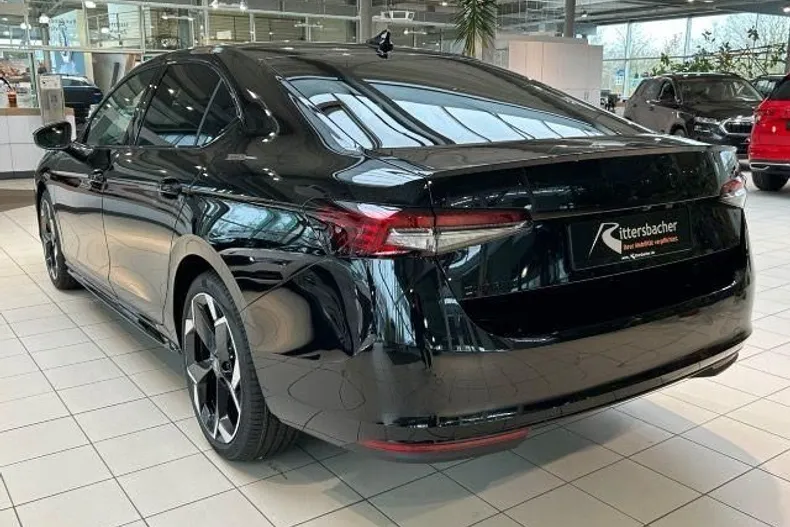 Skoda Superb din 2026 cu 0 km - oferta SKO186622 - foto 16