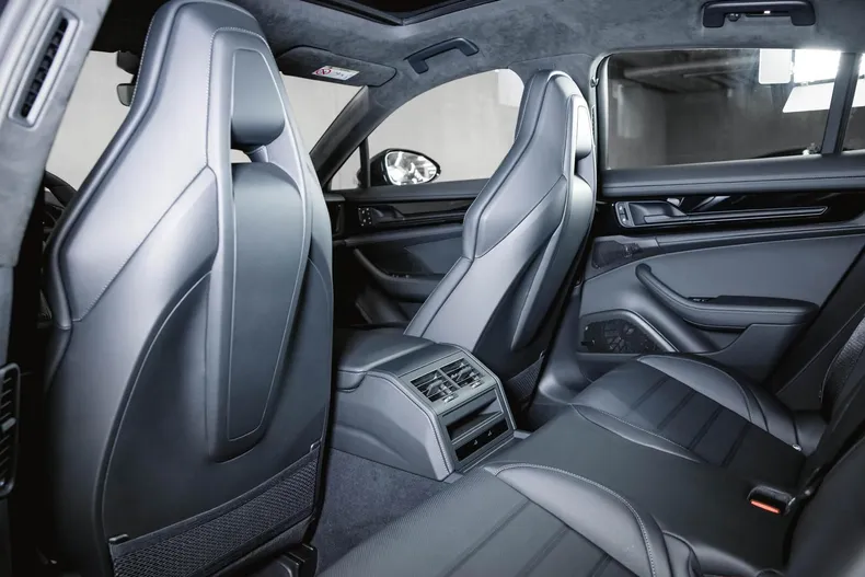 Porsche Panamera din 2026 cu 10 km - oferta POR186623 - foto 23