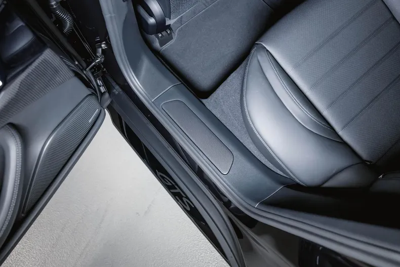 Porsche Panamera din 2026 cu 10 km - oferta POR186623 - foto 27