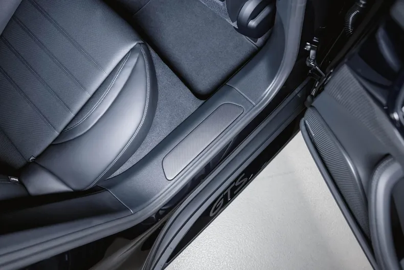 Porsche Panamera din 2026 cu 10 km - oferta POR186623 - foto 29