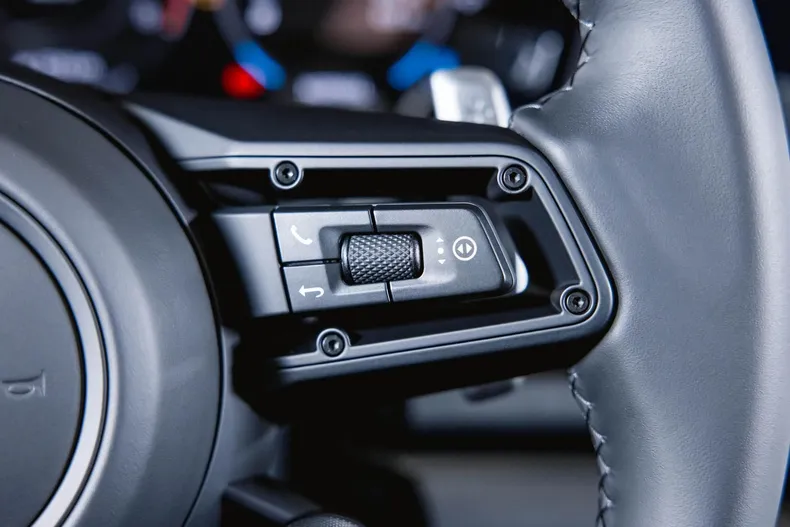 Porsche Panamera din 2026 cu 10 km - oferta POR186623 - foto 32