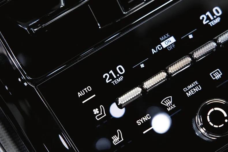 Porsche Panamera din 2026 cu 10 km - oferta POR186623 - foto 40