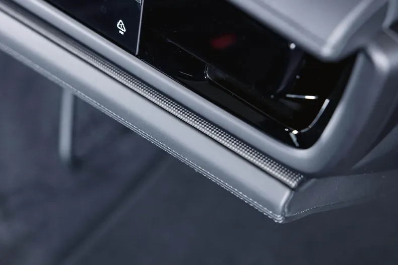 Porsche Panamera din 2026 cu 10 km - oferta POR186623 - foto 43