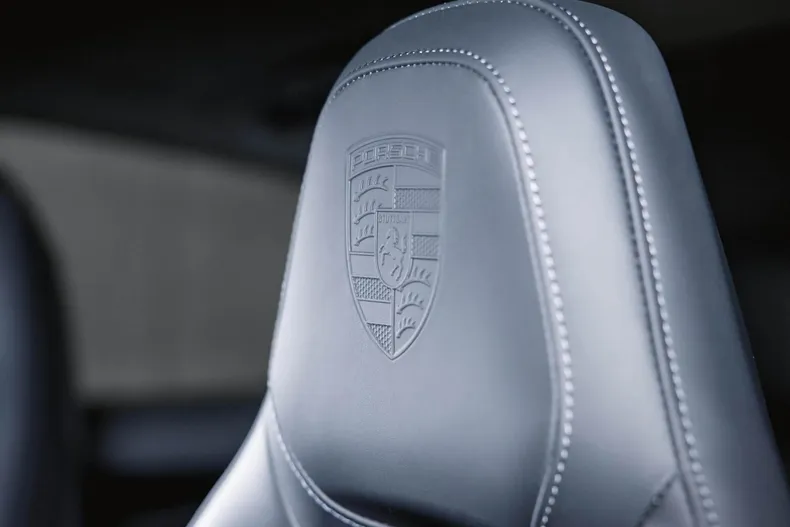 Porsche Panamera din 2026 cu 10 km - oferta POR186623 - foto 45