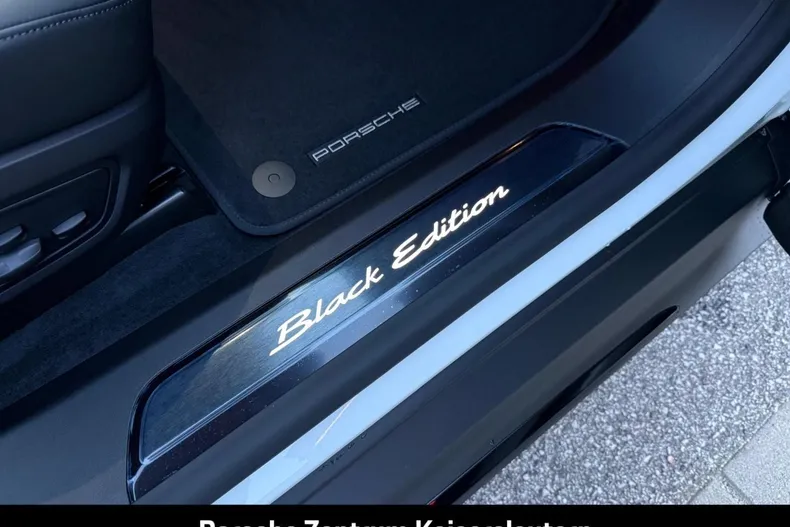 Porsche Taycan din 2026 cu 9.900 km - oferta POR186624 - foto 20