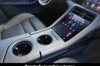 Porsche Taycan din 2026 cu 9.900 km - oferta POR186624 - foto 32