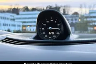 Porsche Taycan din 2026 cu 9.900 km - oferta POR186624 - foto 39