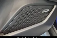 Porsche Taycan din 2026 cu 8.000 km - oferta POR186625 - foto 22