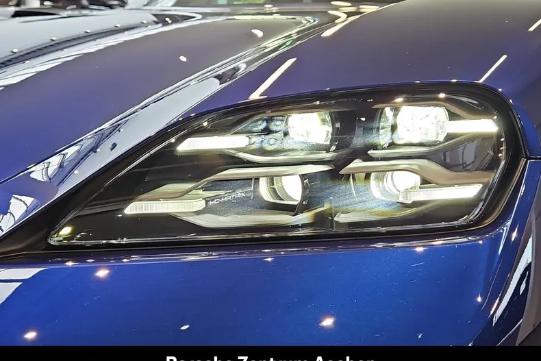 Porsche Taycan din 2026 cu 8.000 km - oferta POR186625 - foto 24