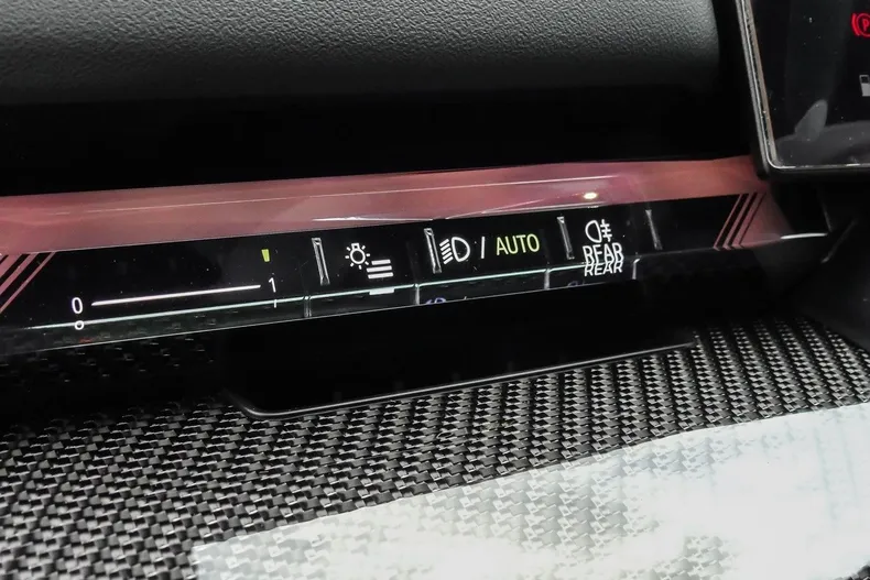 BMW 520 (Seria 5) din 2026 cu 1.001 km - oferta BMW186631 - foto 11