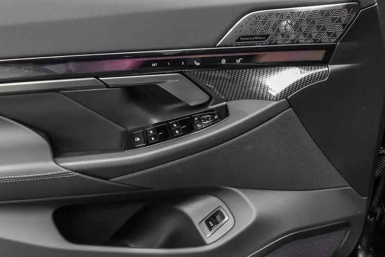 BMW 520 (Seria 5) din 2026 cu 1.001 km - oferta BMW186631 - foto 13