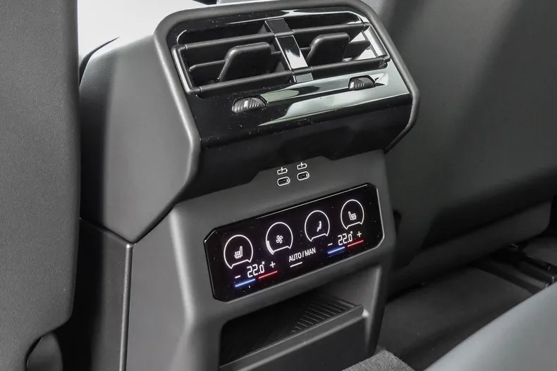 BMW 520 (Seria 5) din 2026 cu 1.001 km - oferta BMW186631 - foto 20