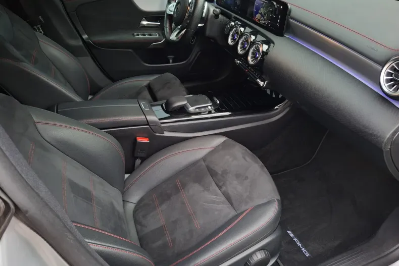 Mercedes-Benz CLA (Clasa CLA) din 2021 cu 75.118 km - oferta MER186633 - foto 11