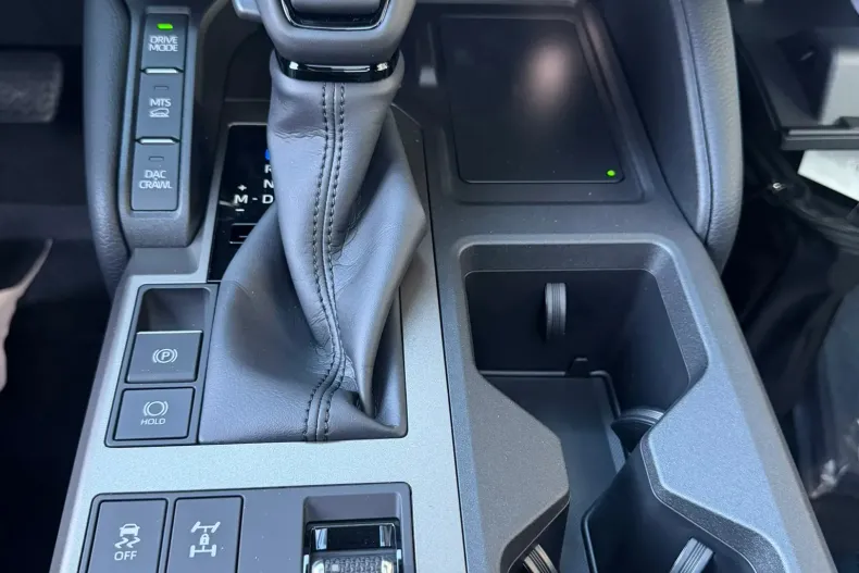 Toyota Land Cruiser 250 din 2025 cu 5 km - oferta TOY186636 - foto 16