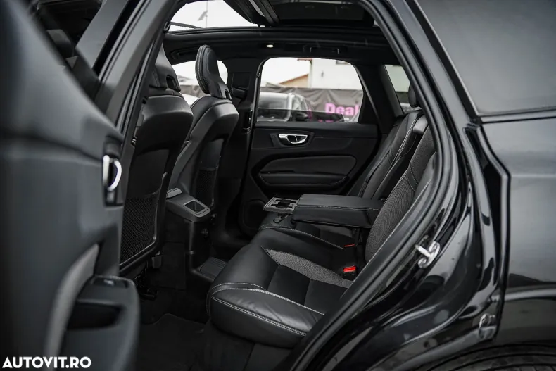 Volvo XC60 din 2022 cu 148.200 km - oferta VOL186645 - foto 13