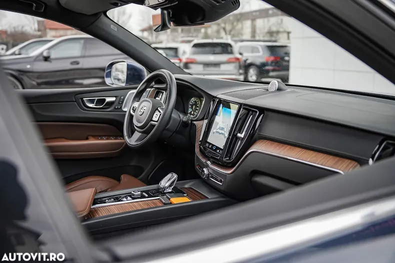 Volvo XC60 din 2021 cu 97.200 km - oferta VOL186647 - foto 19