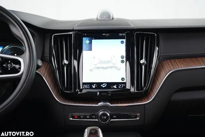 Volvo XC60 din 2021 cu 97.200 km - oferta VOL186647 - foto 33