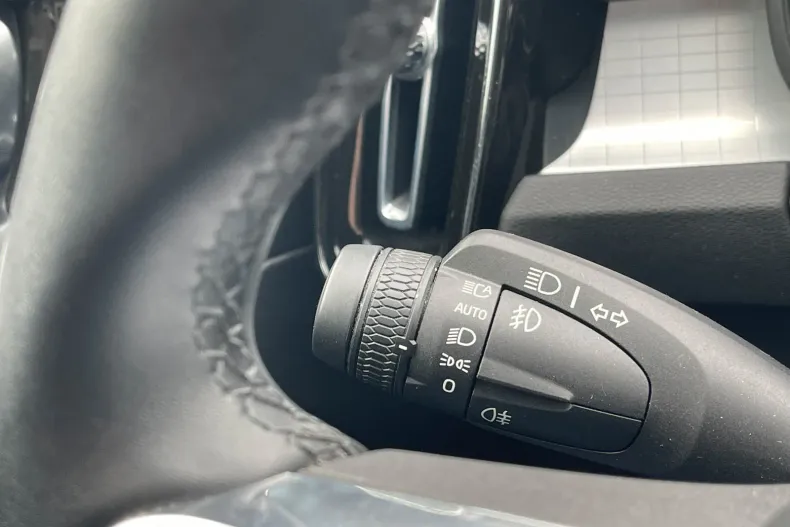 Volvo XC40 din 2022 cu 47.912 km - oferta VOL186655 - foto 16