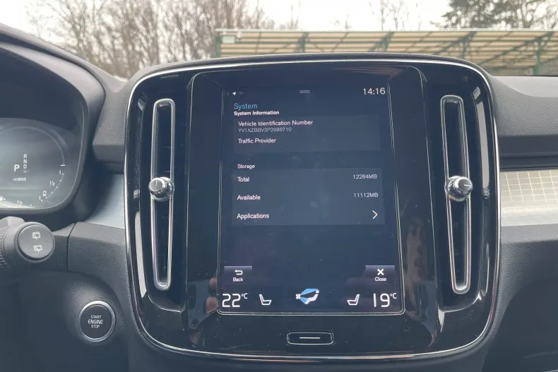 Volvo XC40 din 2022 cu 47.912 km - oferta VOL186655 - foto 29