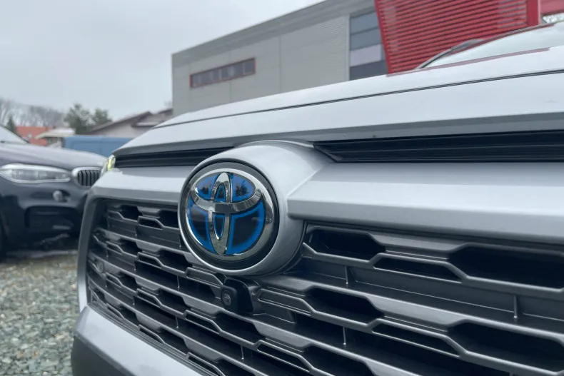 Toyota RAV4 din 2022 cu 65.463 km - oferta TOY186658 - foto 5