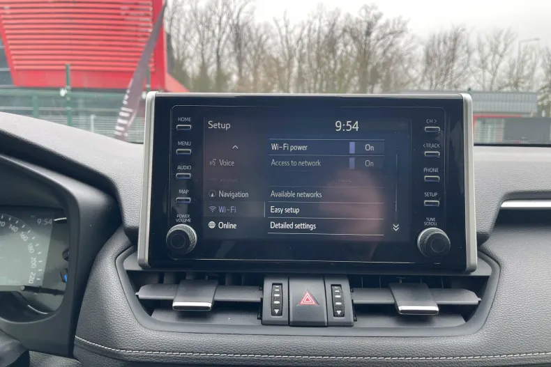 Toyota RAV4 din 2022 cu 65.463 km - oferta TOY186658 - foto 19