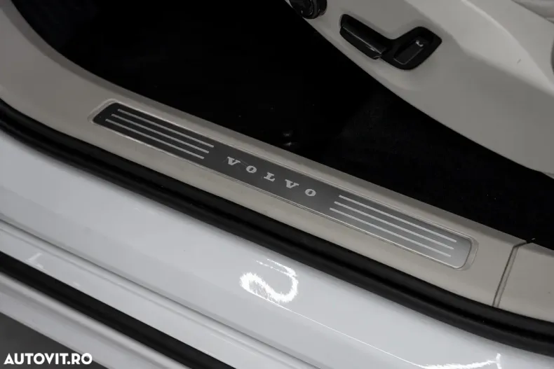 Volvo XC90 din 2020 cu 75.000 km - oferta VOL186661 - foto 30