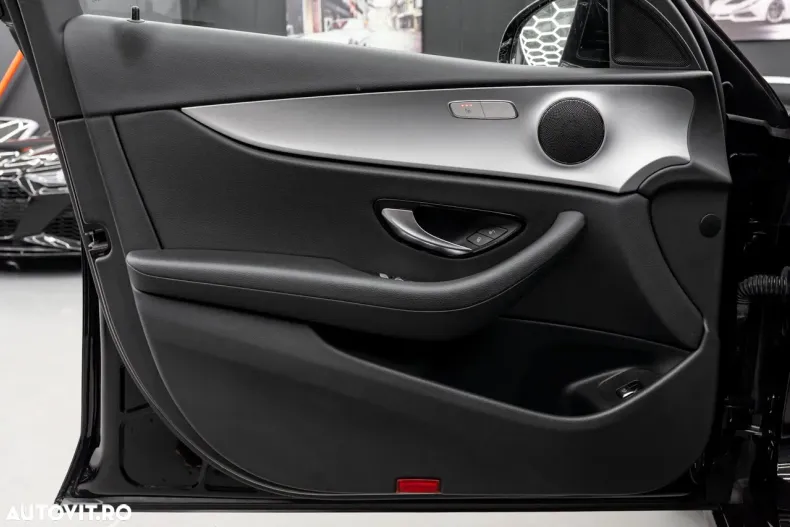 Mercedes-Benz E din 2023 cu 50.000 km - oferta MER186665 - foto 38